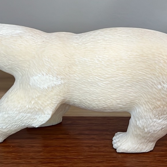 Hand-Carved Walrus Ivory Bear by Ray Toolie - Picture 14 of 15